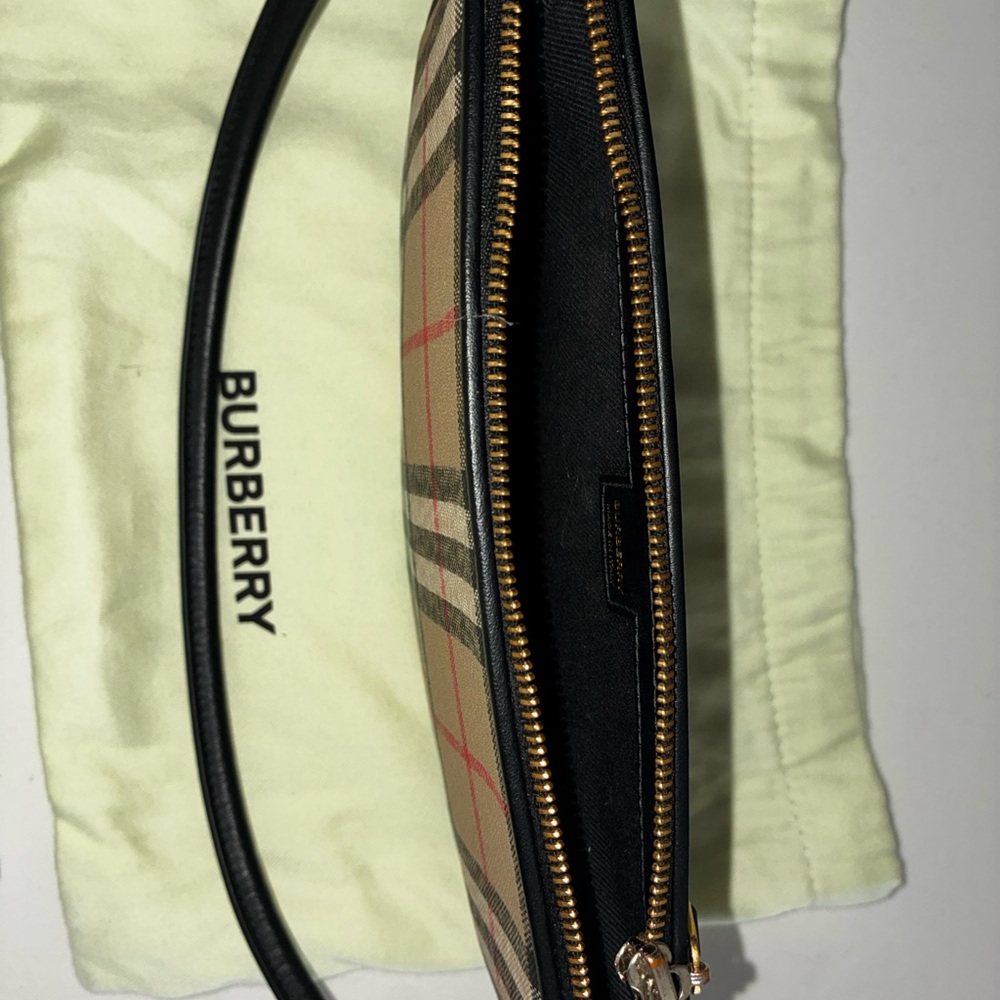 Burberry Beige and Black Plaid Shoulder Bag - Picture 4 of 6